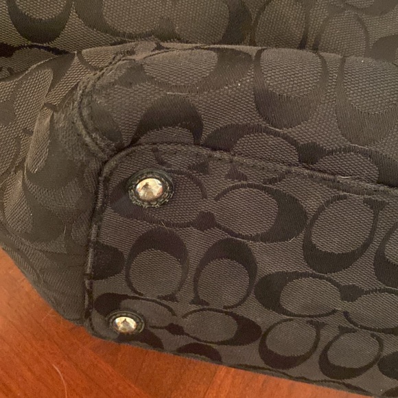 🦊 Coach large black purse. Tons is space. - Picture 9 of 11